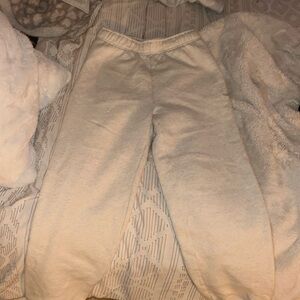 Aritzia TNA sweat fleece,cozy fleece mega fit,in size 2 extra small,never worn